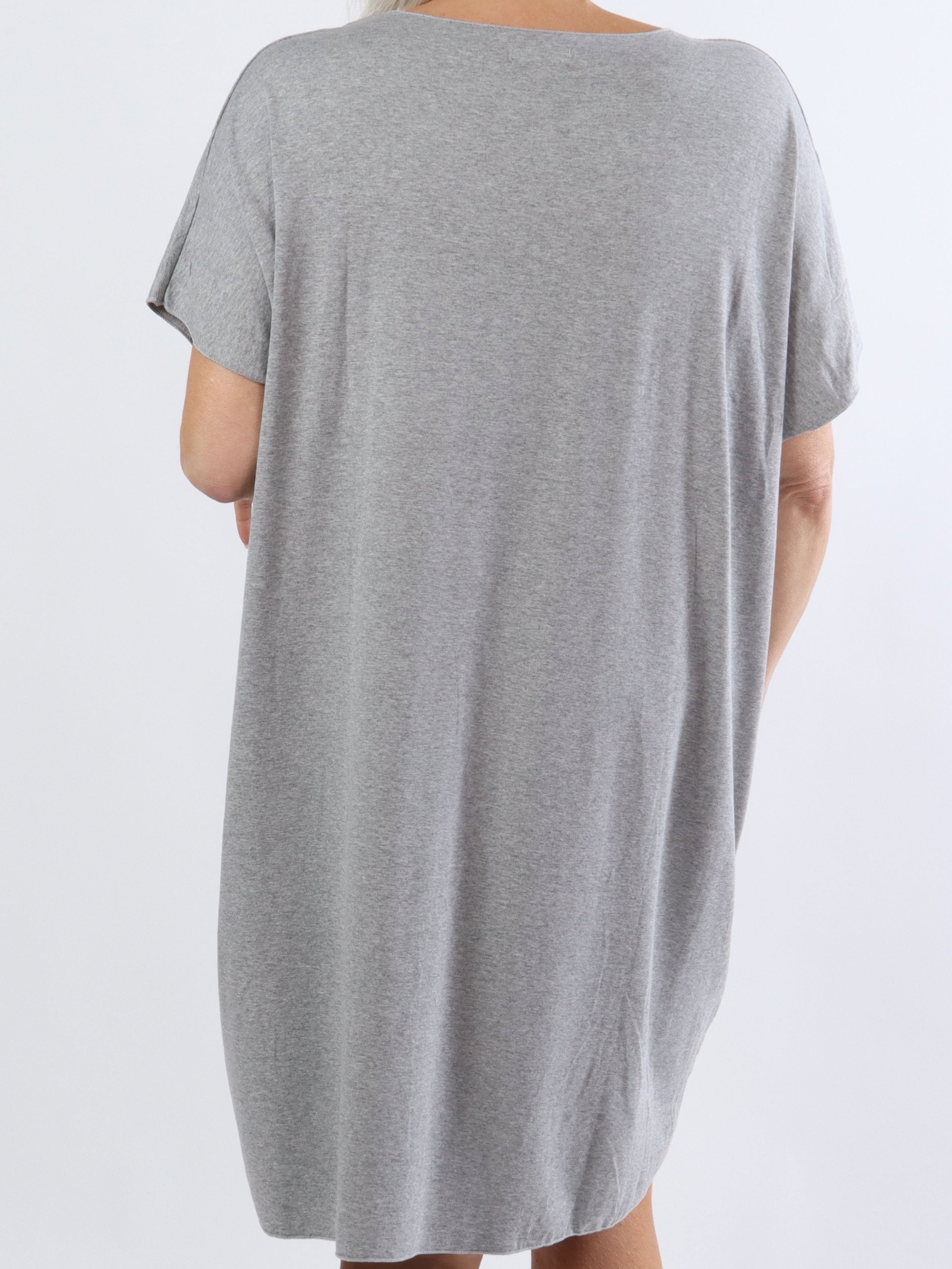 Vogue - Plus size t-shirt klänning i viskos med guldskrift - Old rose